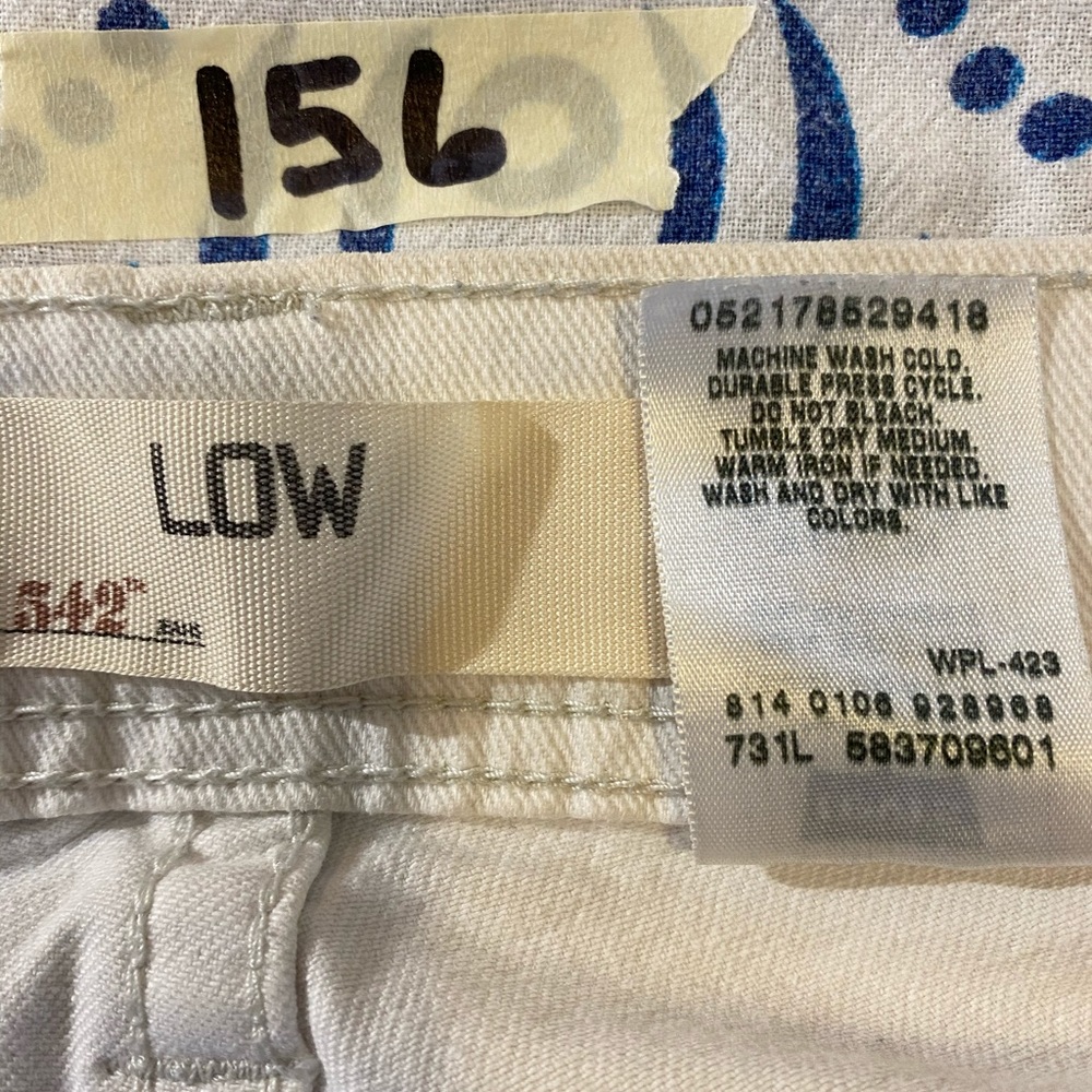 LEVI’S 542 WHITE WIDE LEG CAPRI SIZE 9/10 30 - Picture 15 of 16